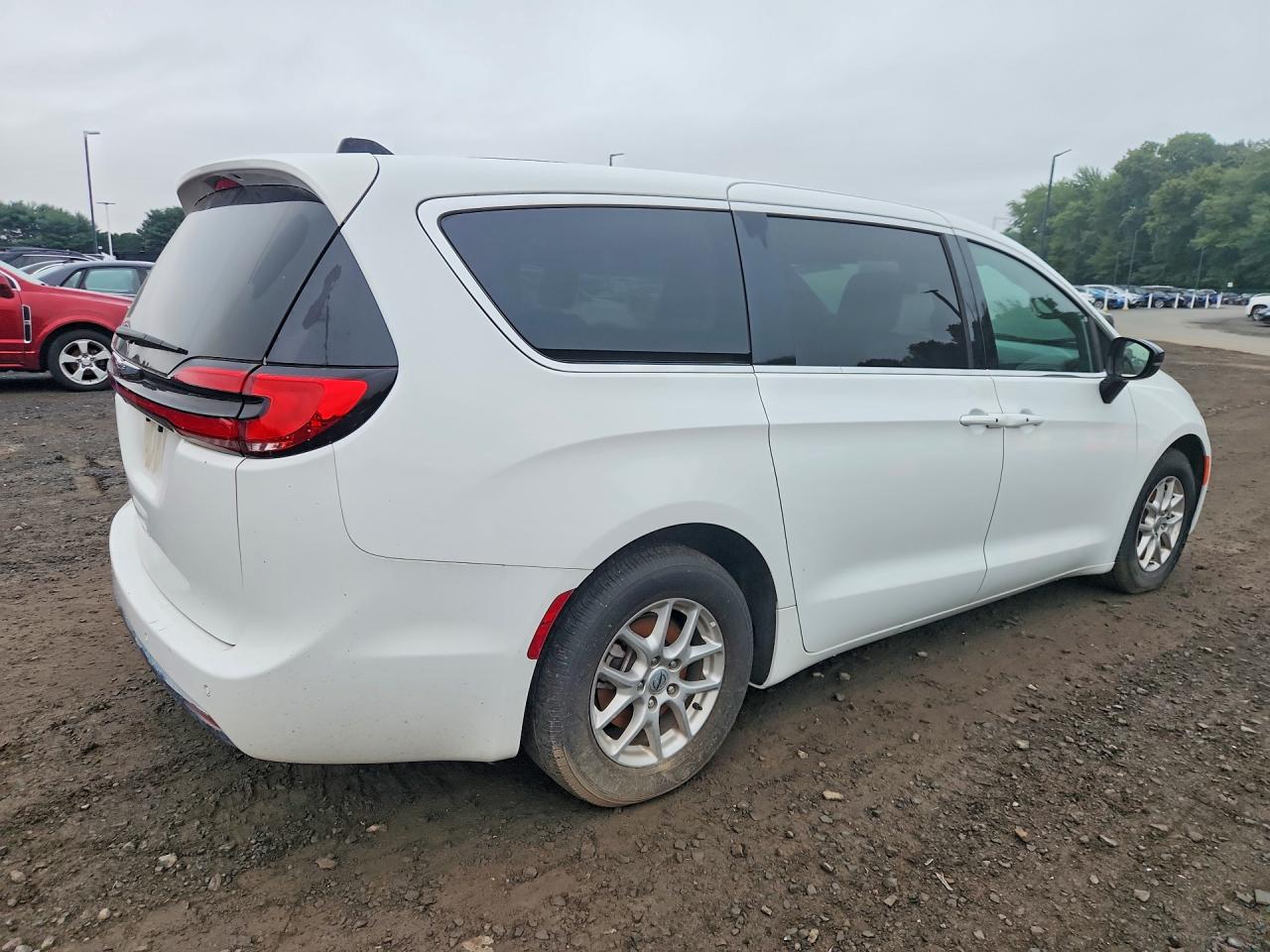 2025 CHRYSLER PACIFICA SELECT — снимка 3
