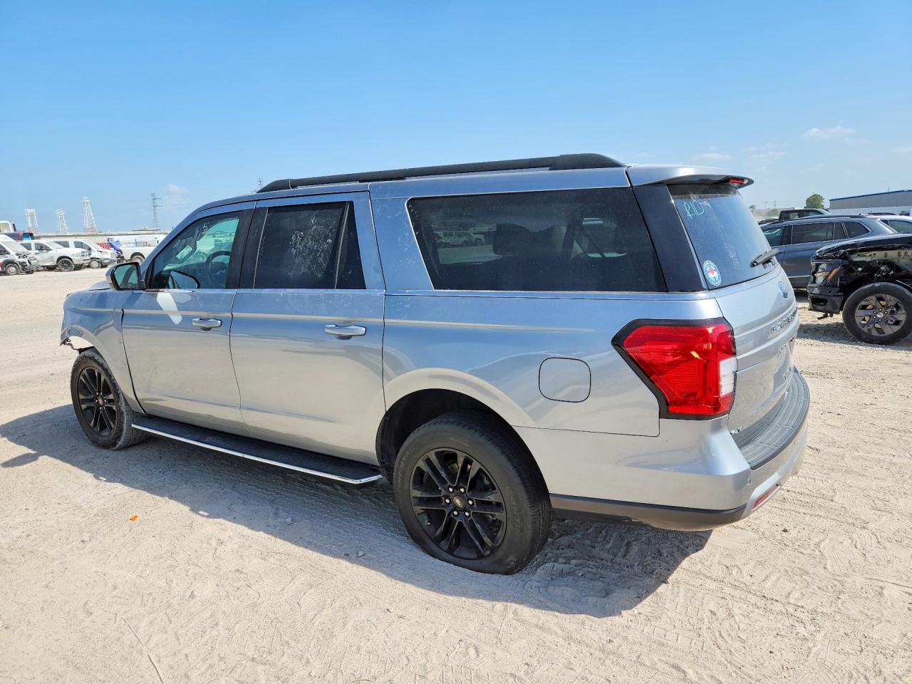2024 FORD EXPEDITION MAX XLT — снимка 2
