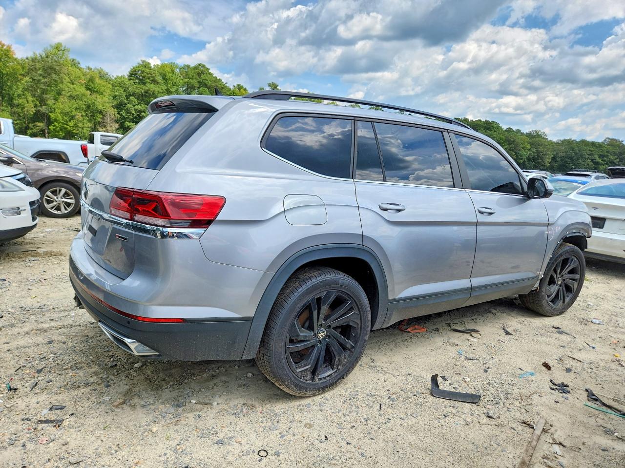 2022 VOLKSWAGEN ATLAS SE — photo 3