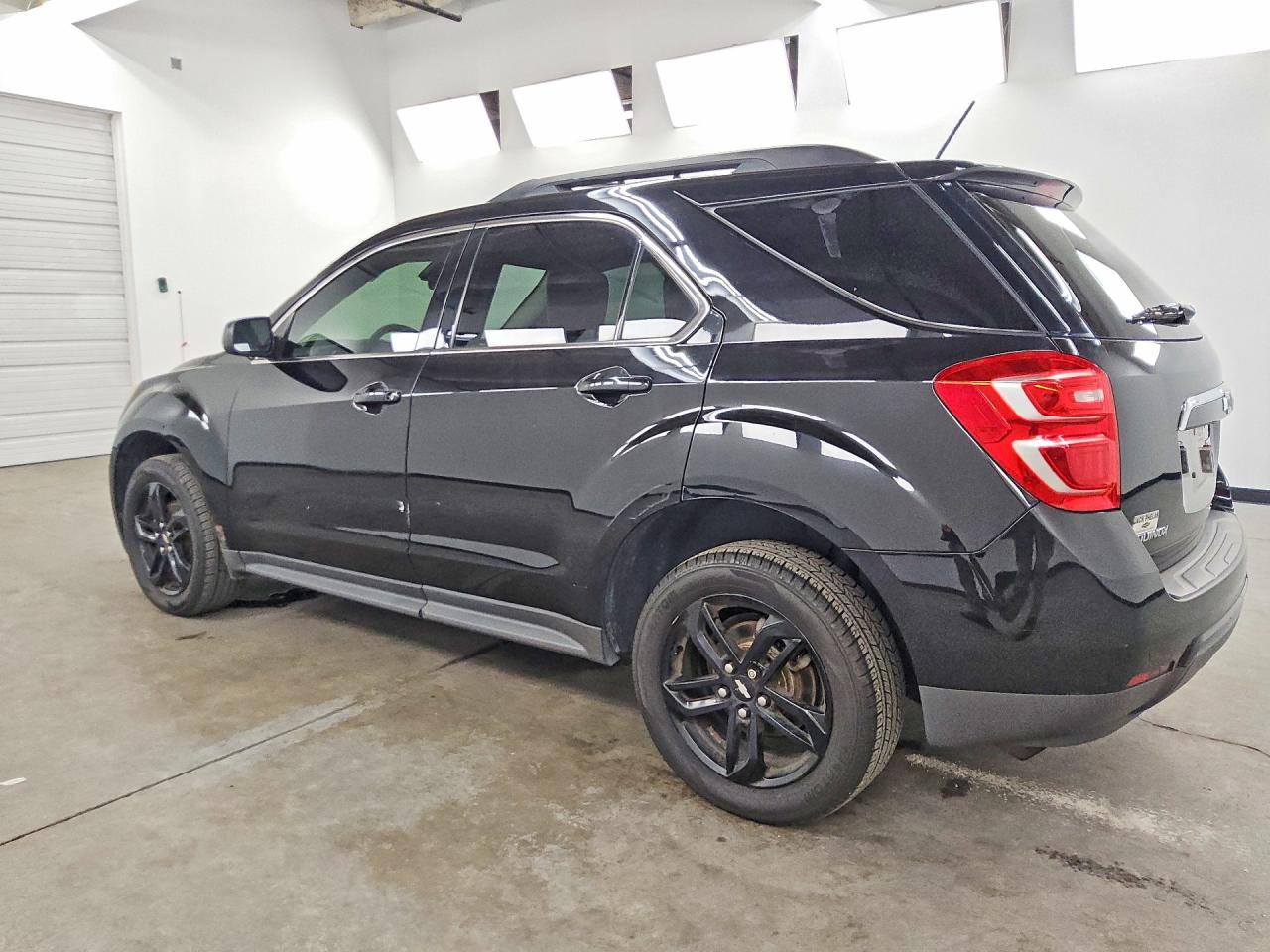 2017 CHEVROLET EQUINOX LT — снимка 2