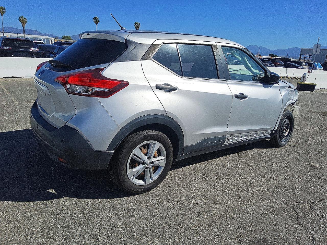 2020 NISSAN KICKS S — снимка 3