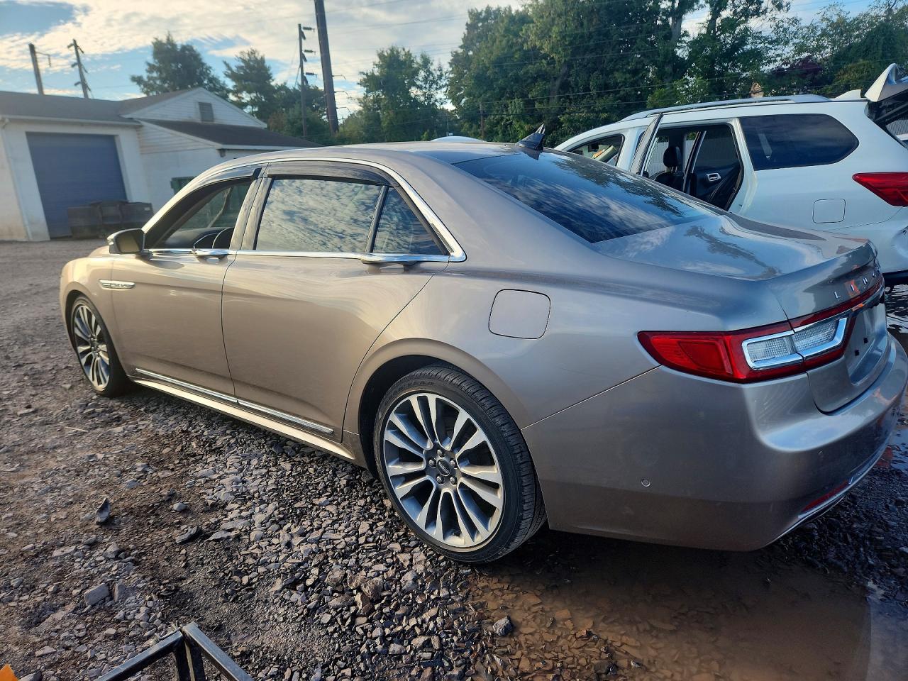 2020 LINCOLN CONTINENTAL RESERVE — снимка 2