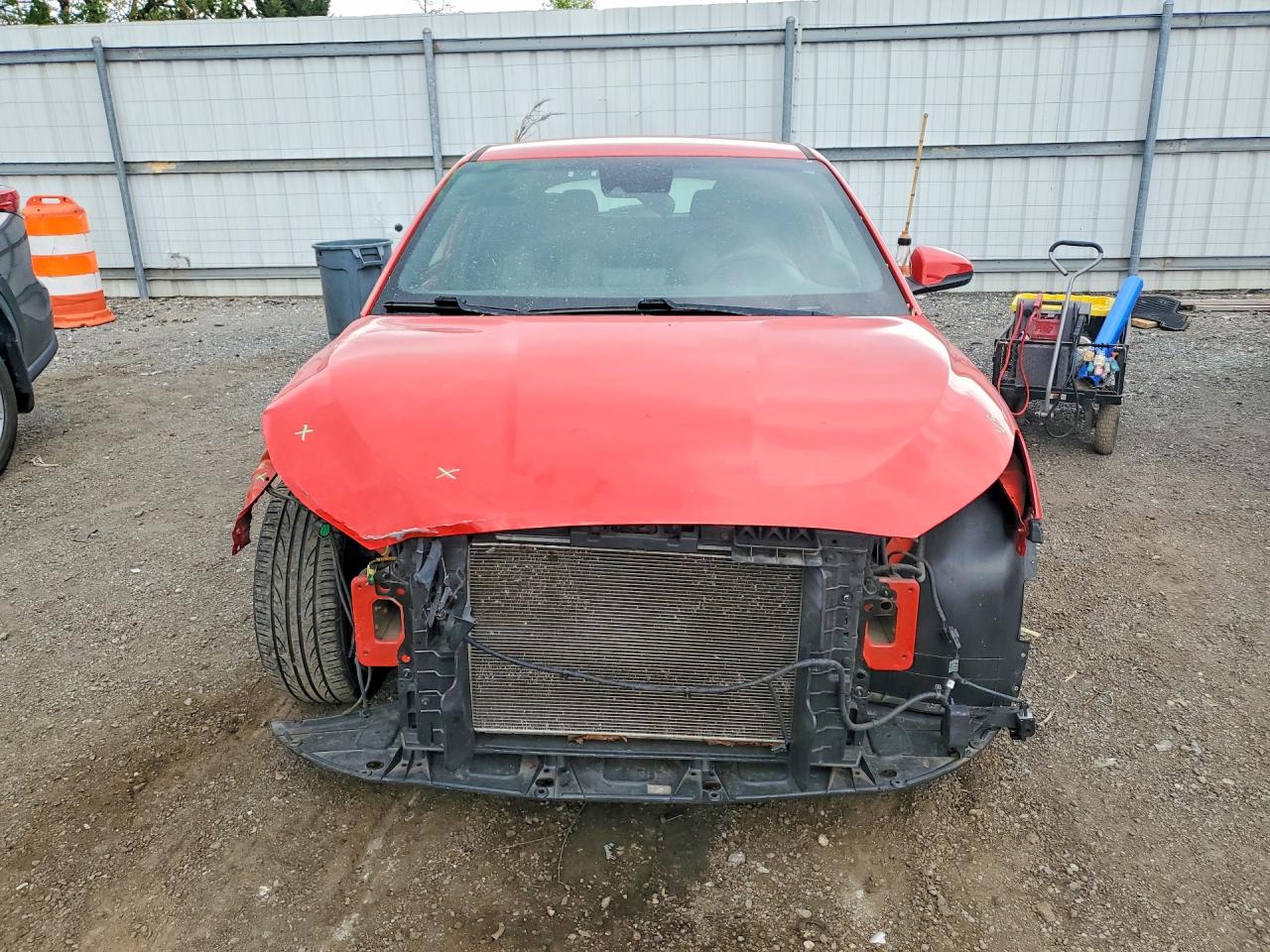 2019 HYUNDAI VELOSTER 2.0L — снимка 5