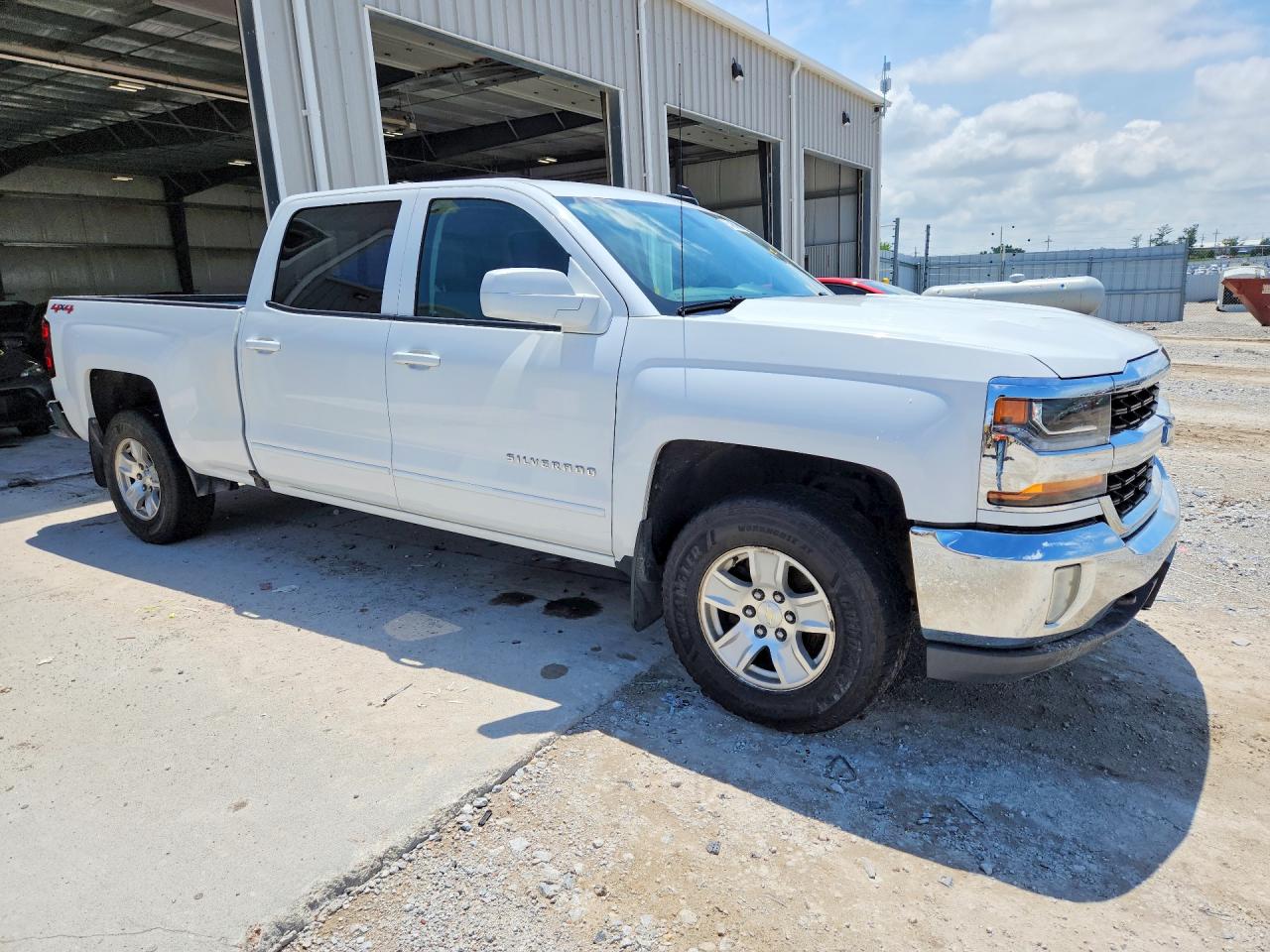 2016 CHEVROLET SILVERADO K1500 LT — снимка 4