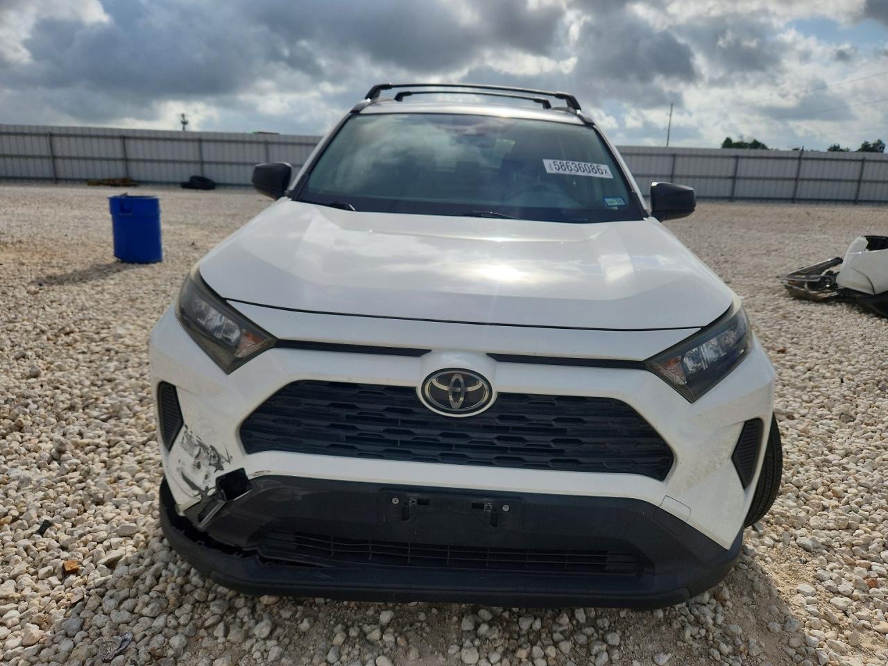 2019 TOYOTA RAV4 LE — снимка 5