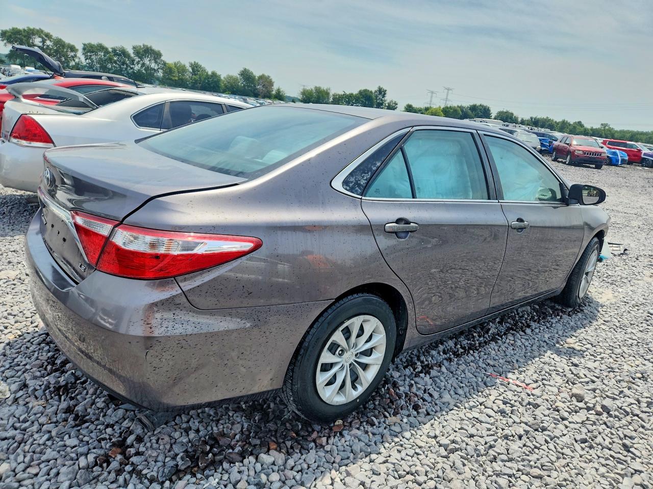 2015 TOYOTA CAMRY LE — снимка 3