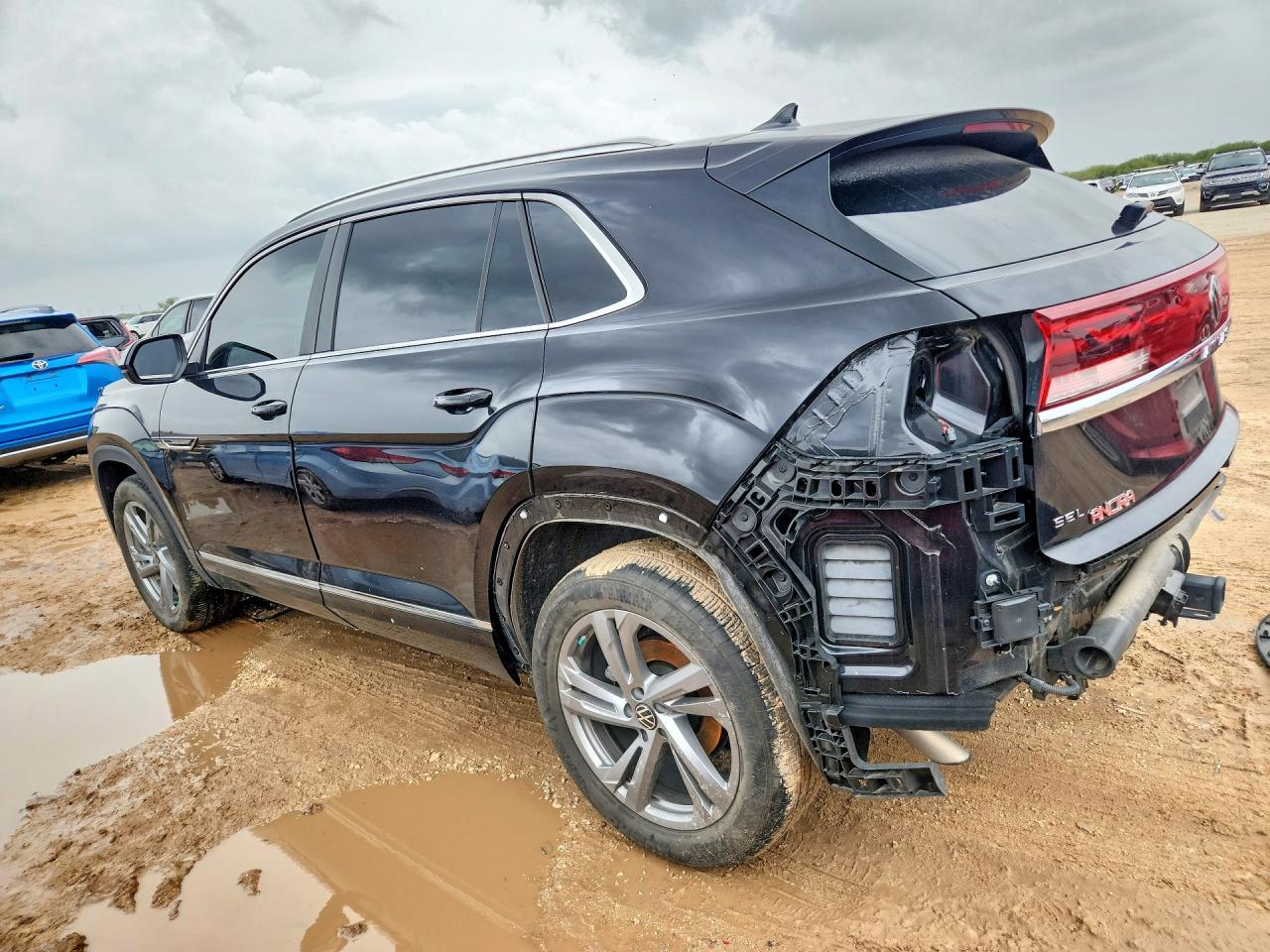 2024 VOLKSWAGEN ATLAS CROSS SPORT SEL R-LINE — снимка 2