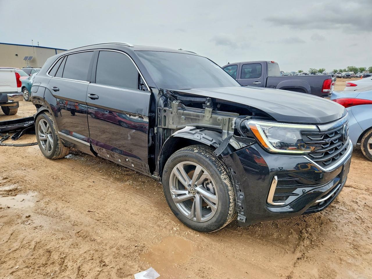 2024 VOLKSWAGEN ATLAS CROSS SPORT SEL R-LINE — снимка 4