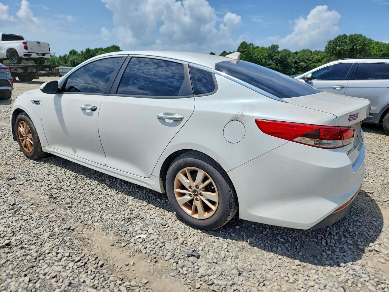 2016 KIA OPTIMA LX — снимка 2