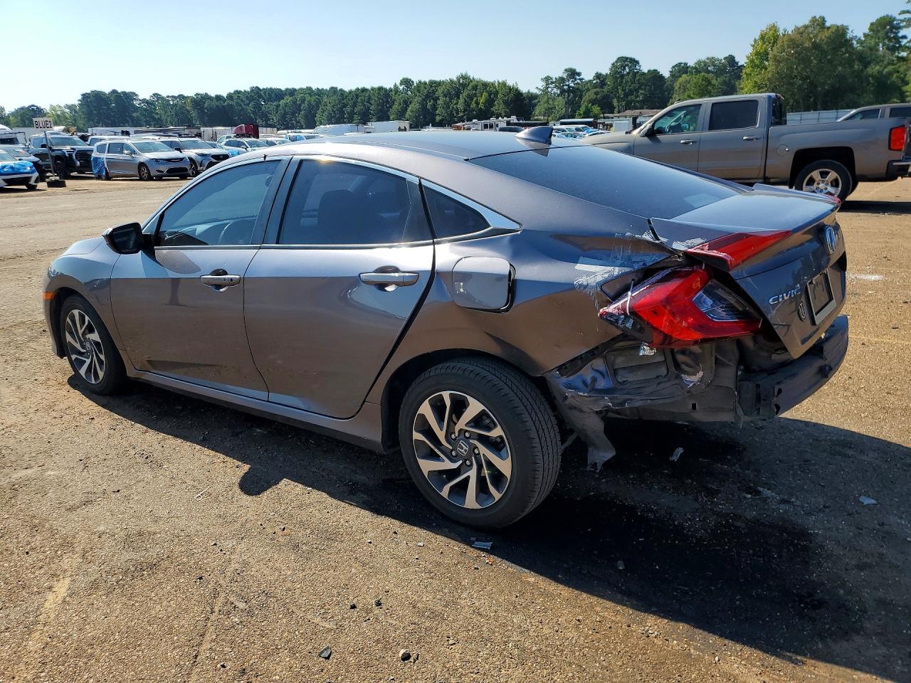 2017 HONDA CIVIC 4D EX — снимка 2