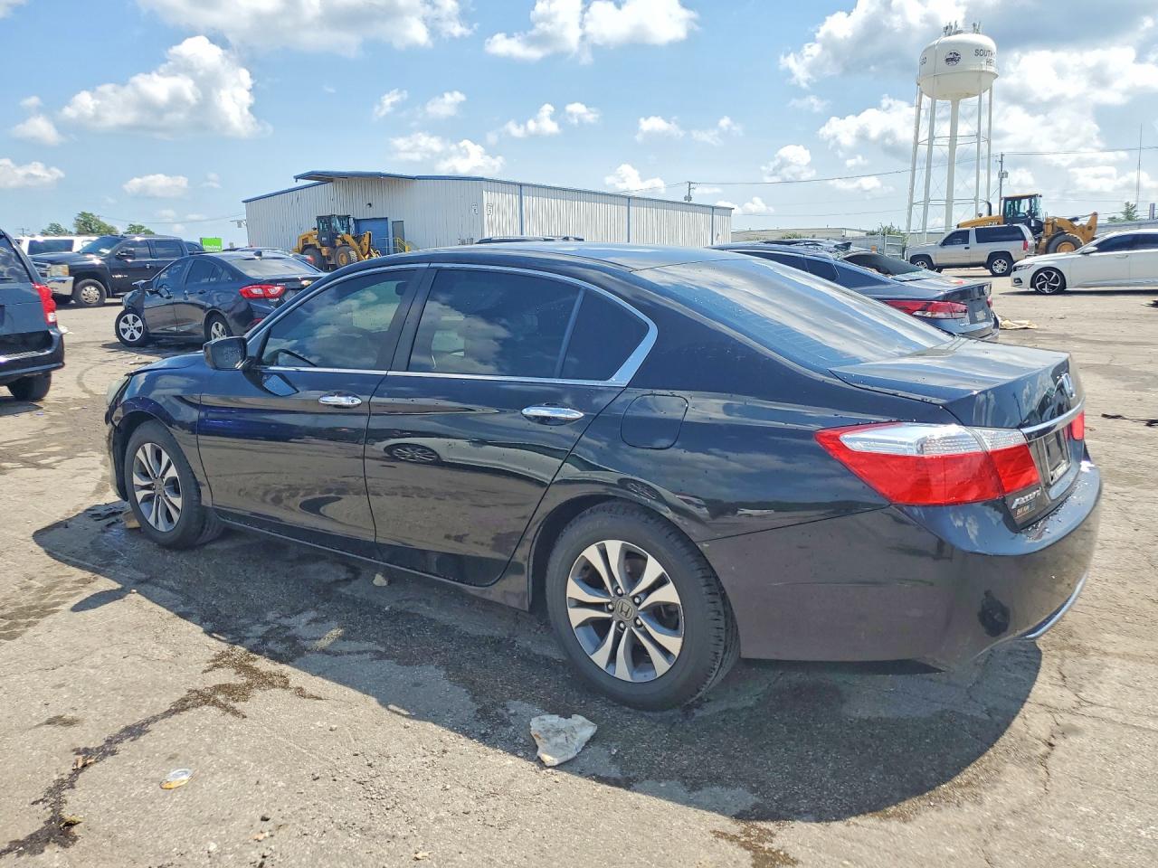 2015 HONDA ACCORD LX — снимка 2