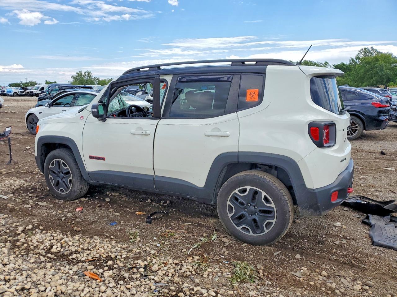 2016 JEEP RENEGADE TRAILHAWK — снимка 2