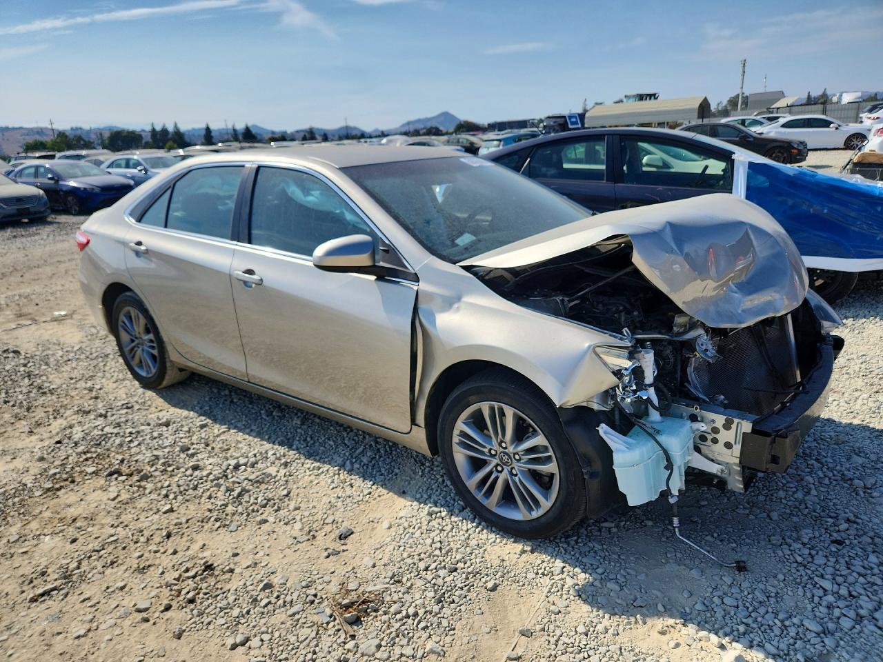 2017 TOYOTA CAMRY SE — снимка 4