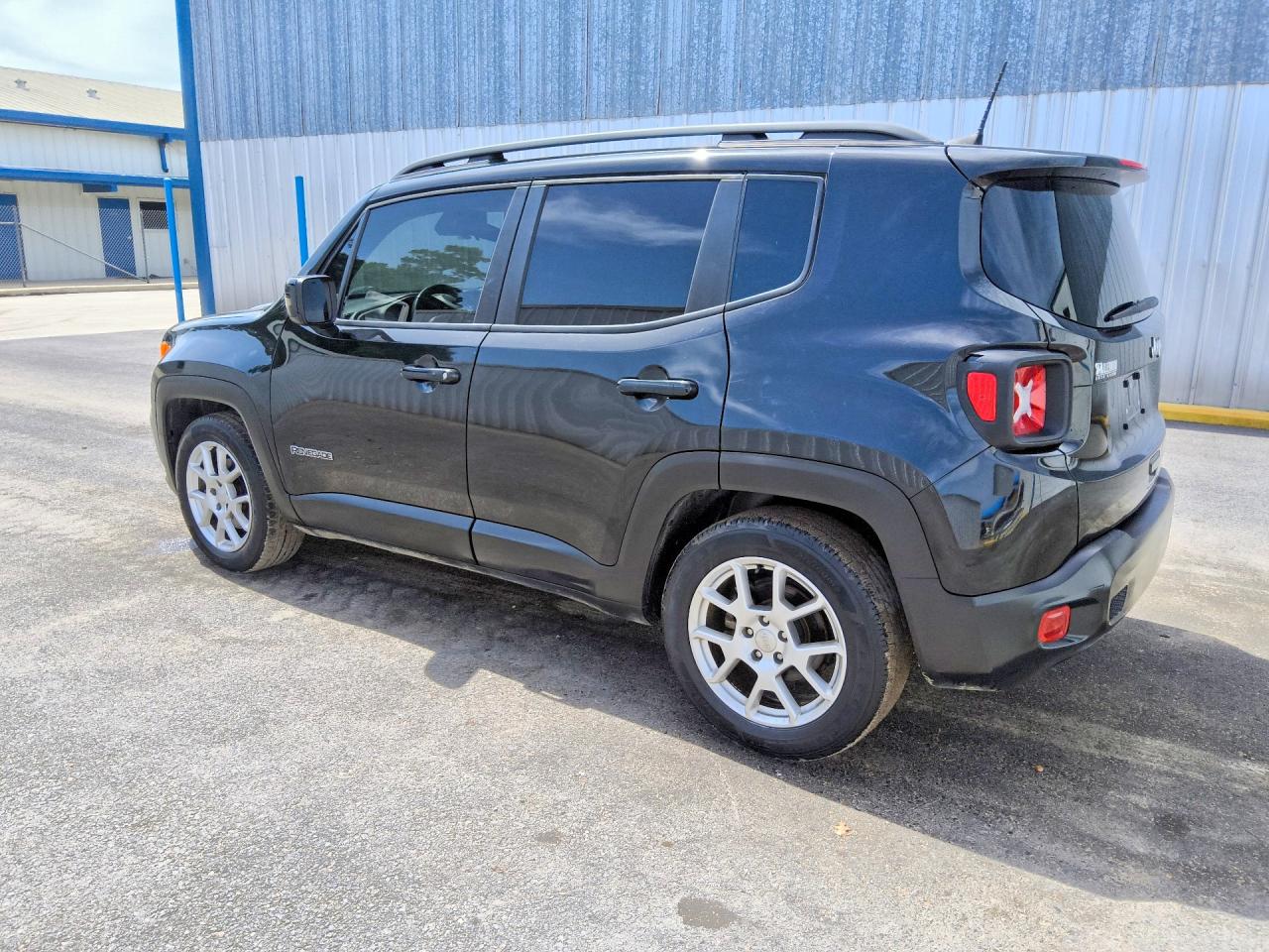 2020 JEEP RENEGADE LATITUDE — снимка 2