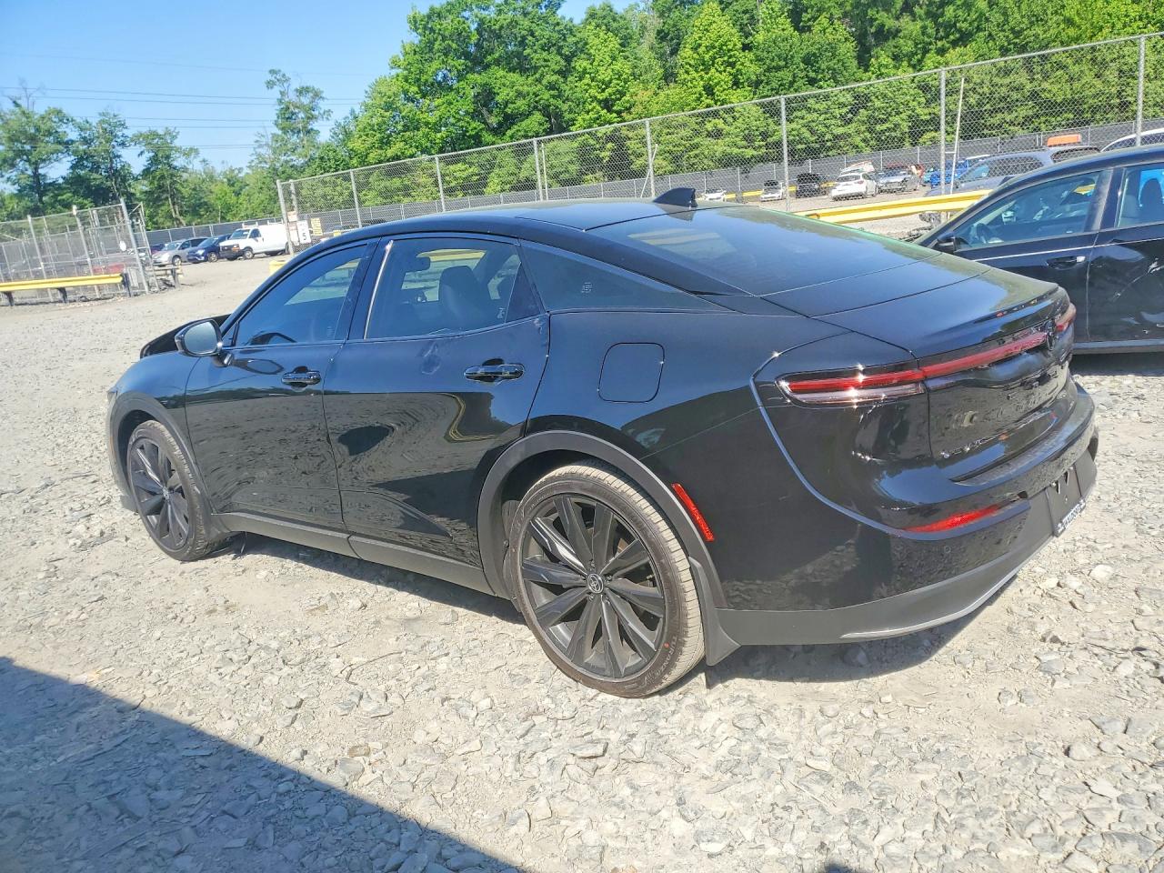 2026 TOYOTA CROWN NIGHTSHADE — снимка 2