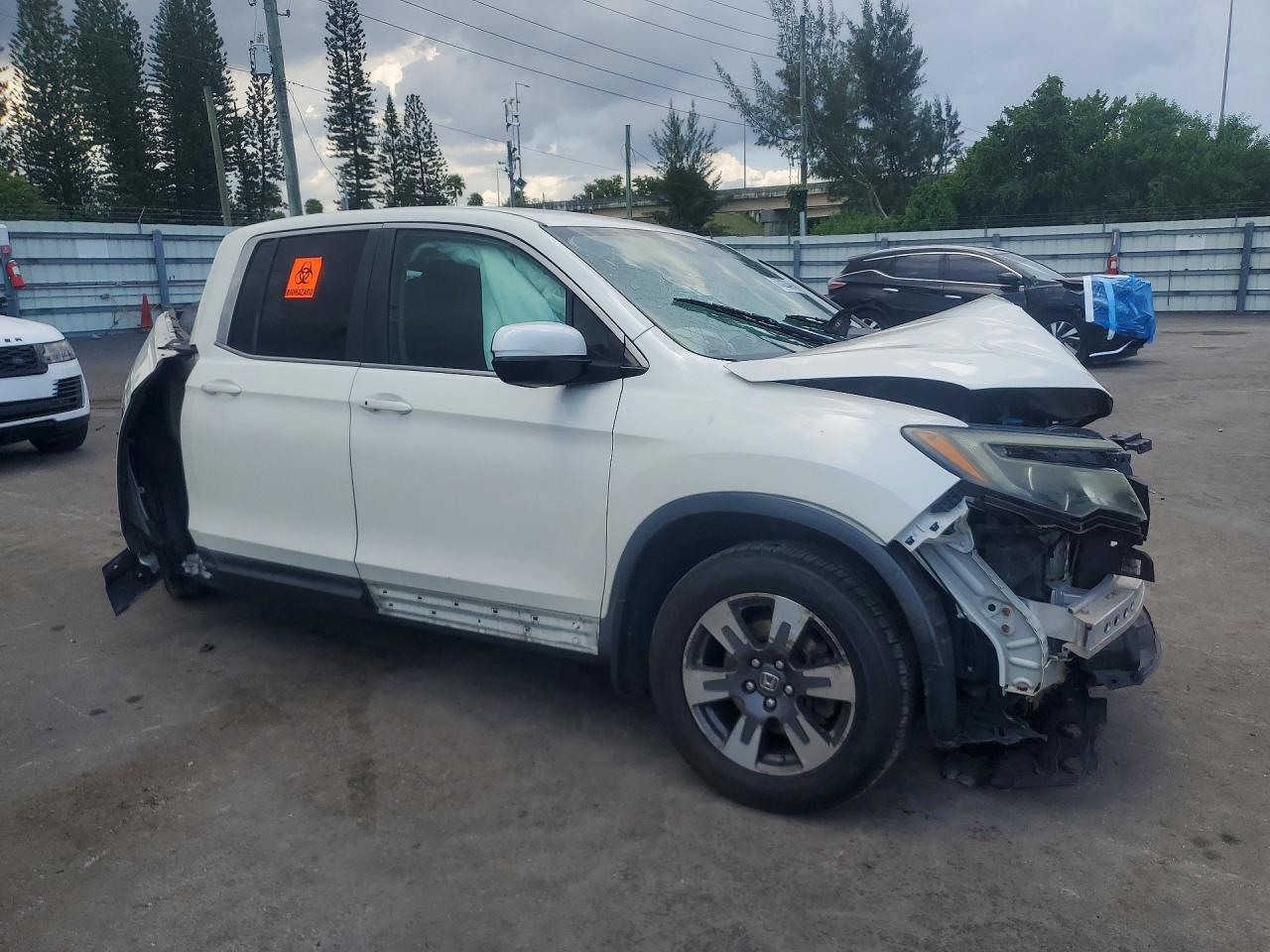 2017 HONDA RIDGELINE RTL — снимка 4