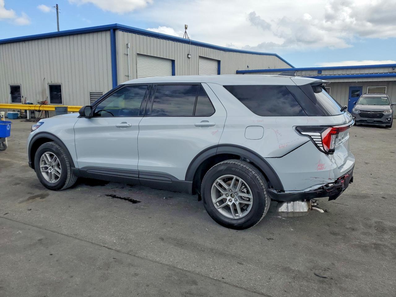 2026 FORD EXPLORER ACTIVE — снимка 2