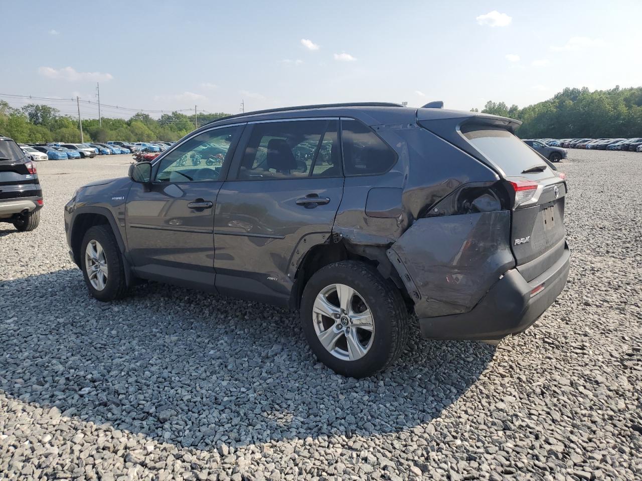 2020 TOYOTA RAV4 LE — снимка 2