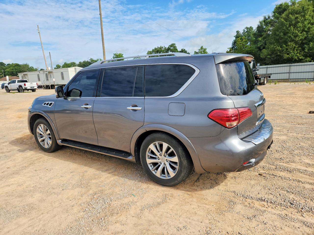 2016 INFINITI QX80 BASE — снимка 2