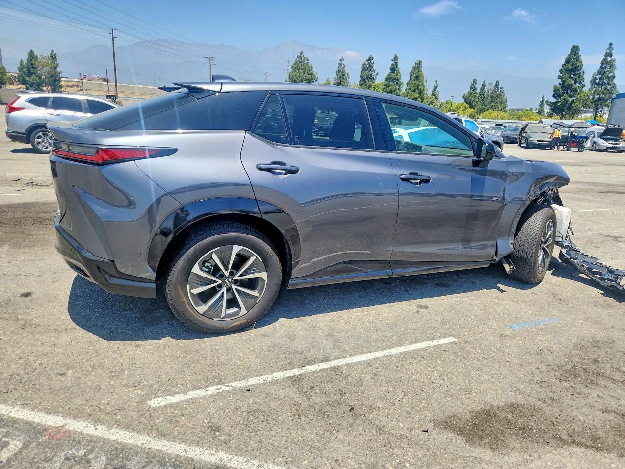 2023 LEXUS RZ 450E — снимка 3