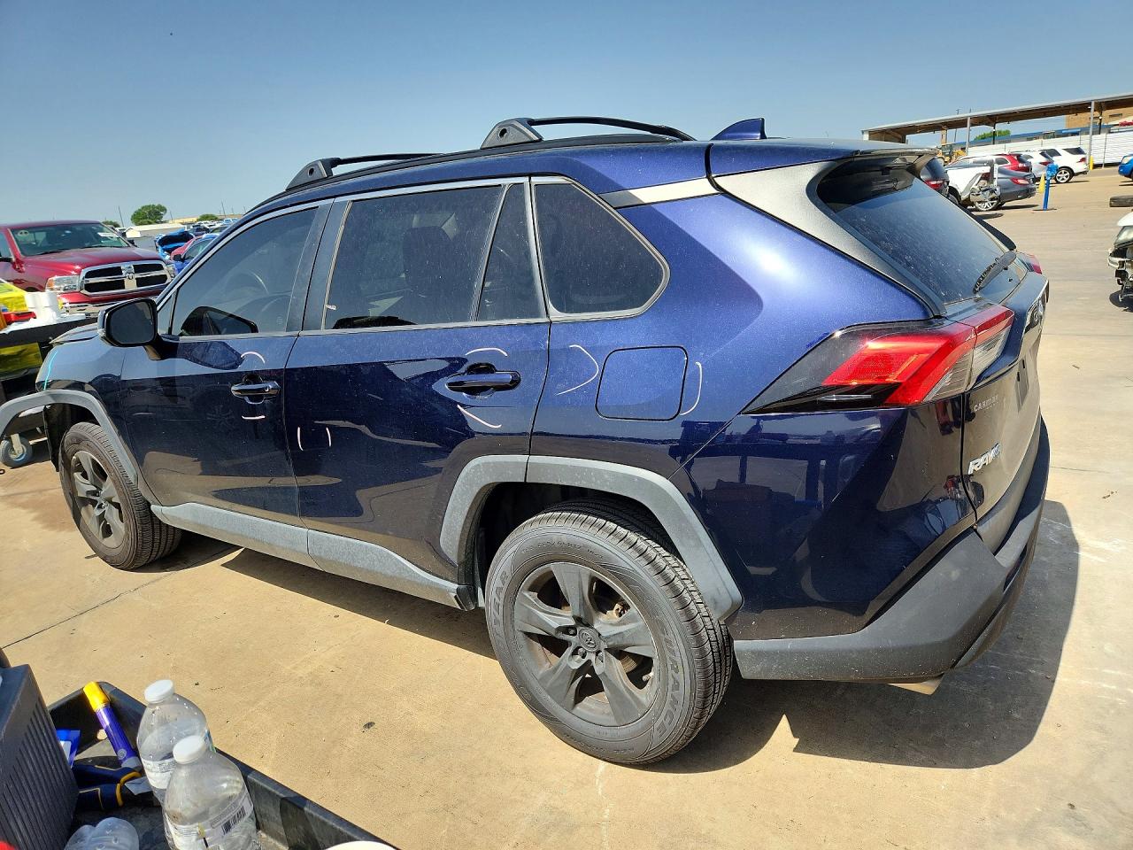 2019 TOYOTA RAV4 XLE — снимка 2