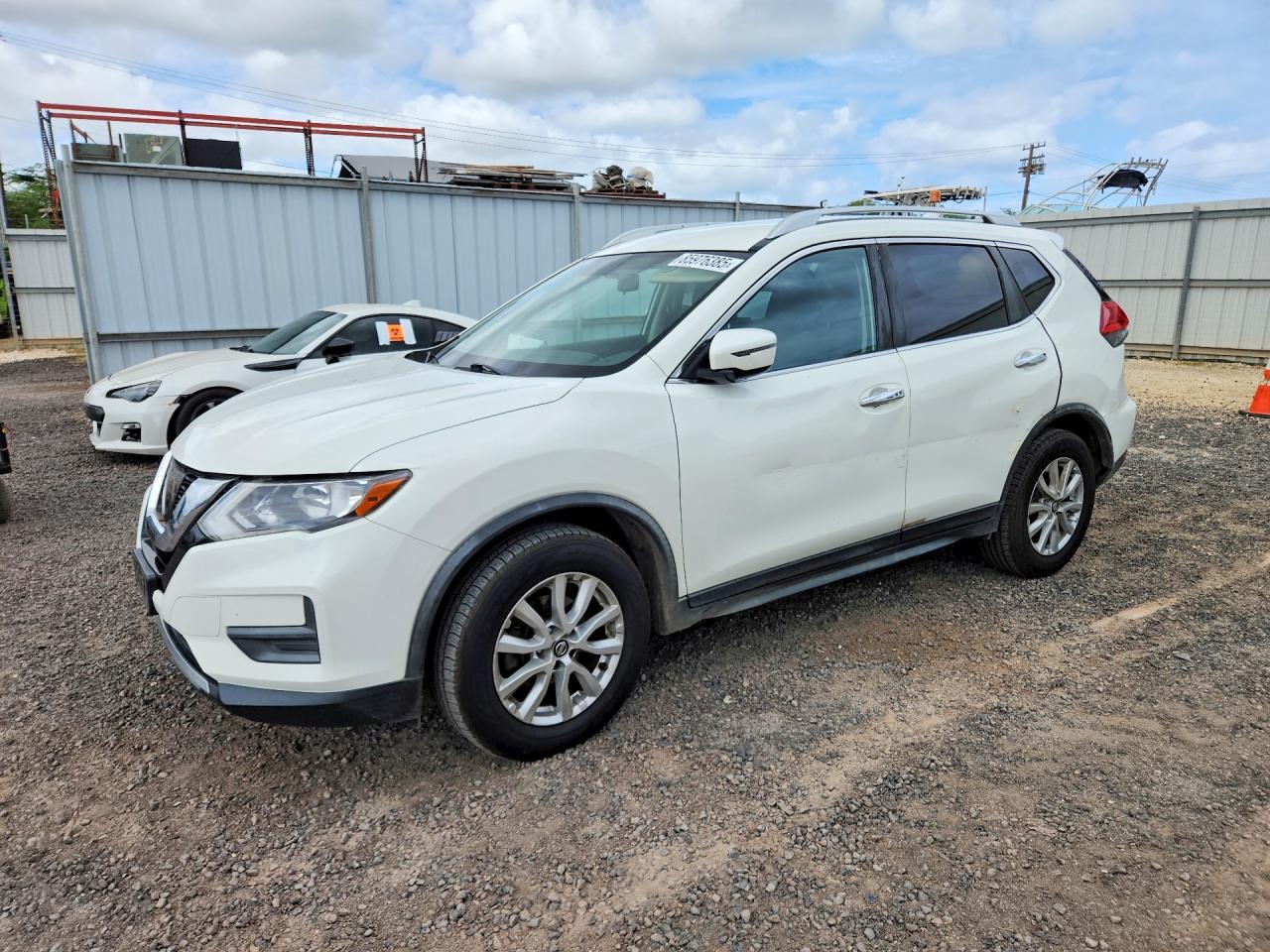2017 NISSAN ROGUE SV
