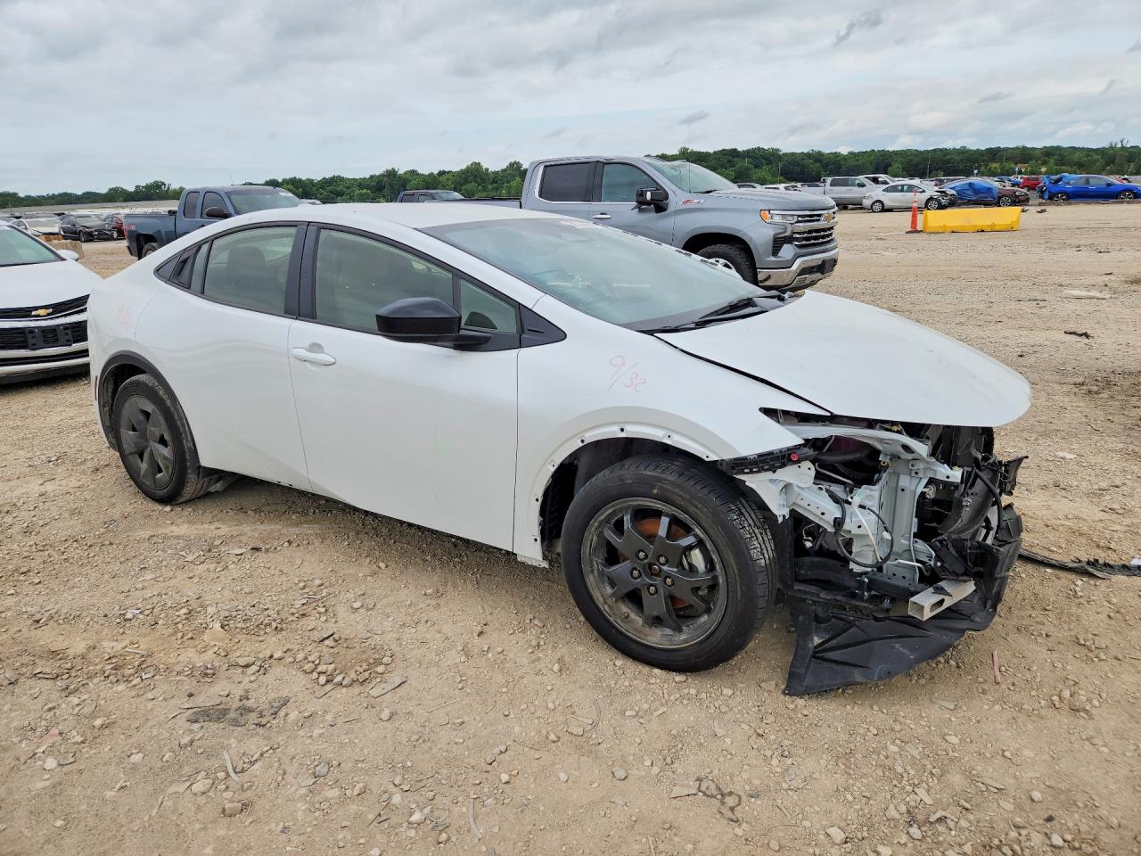 2025 TOYOTA PRIUS LE — снимка 4
