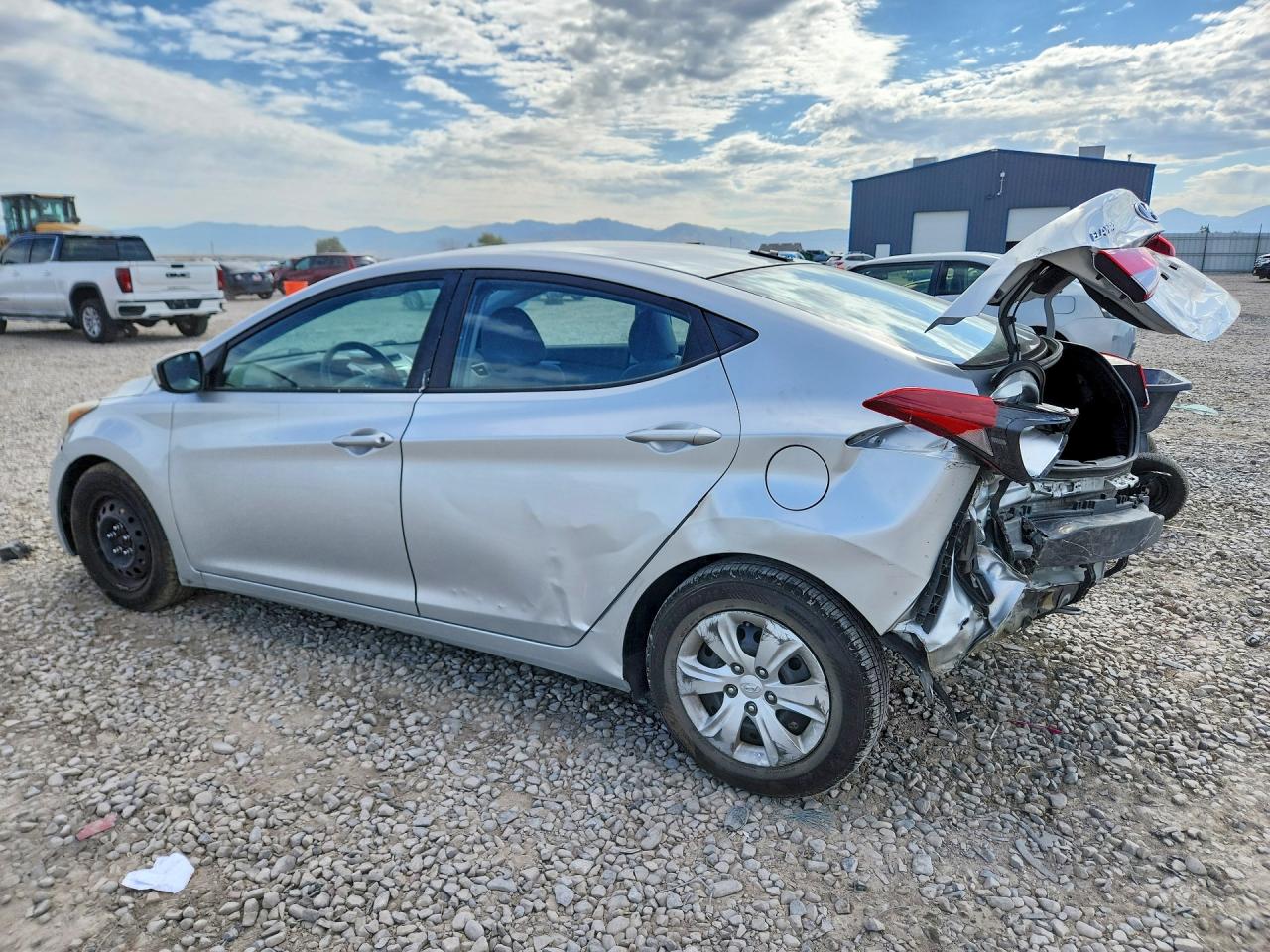 2016 HYUNDAI ELANTRA SE — снимка 2