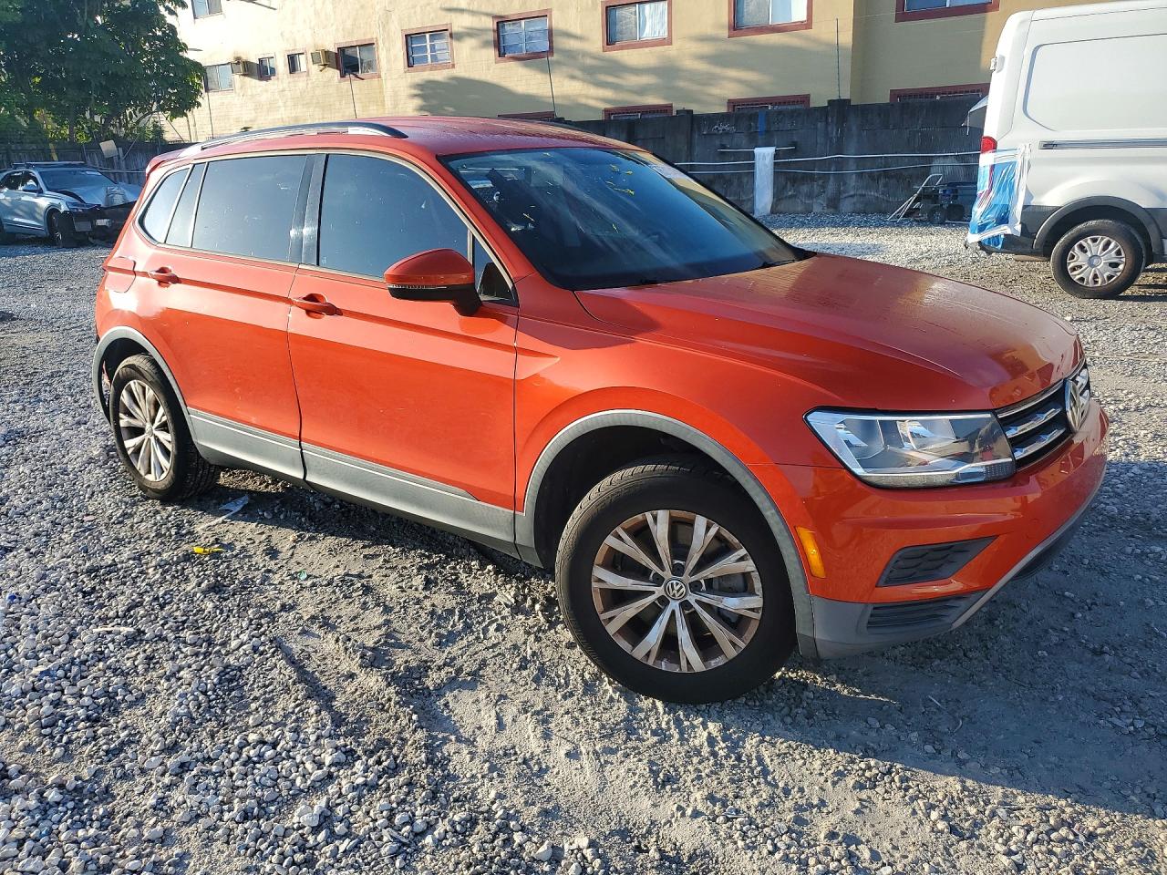 2019 VOLKSWAGEN TIGUAN S — снимка 4