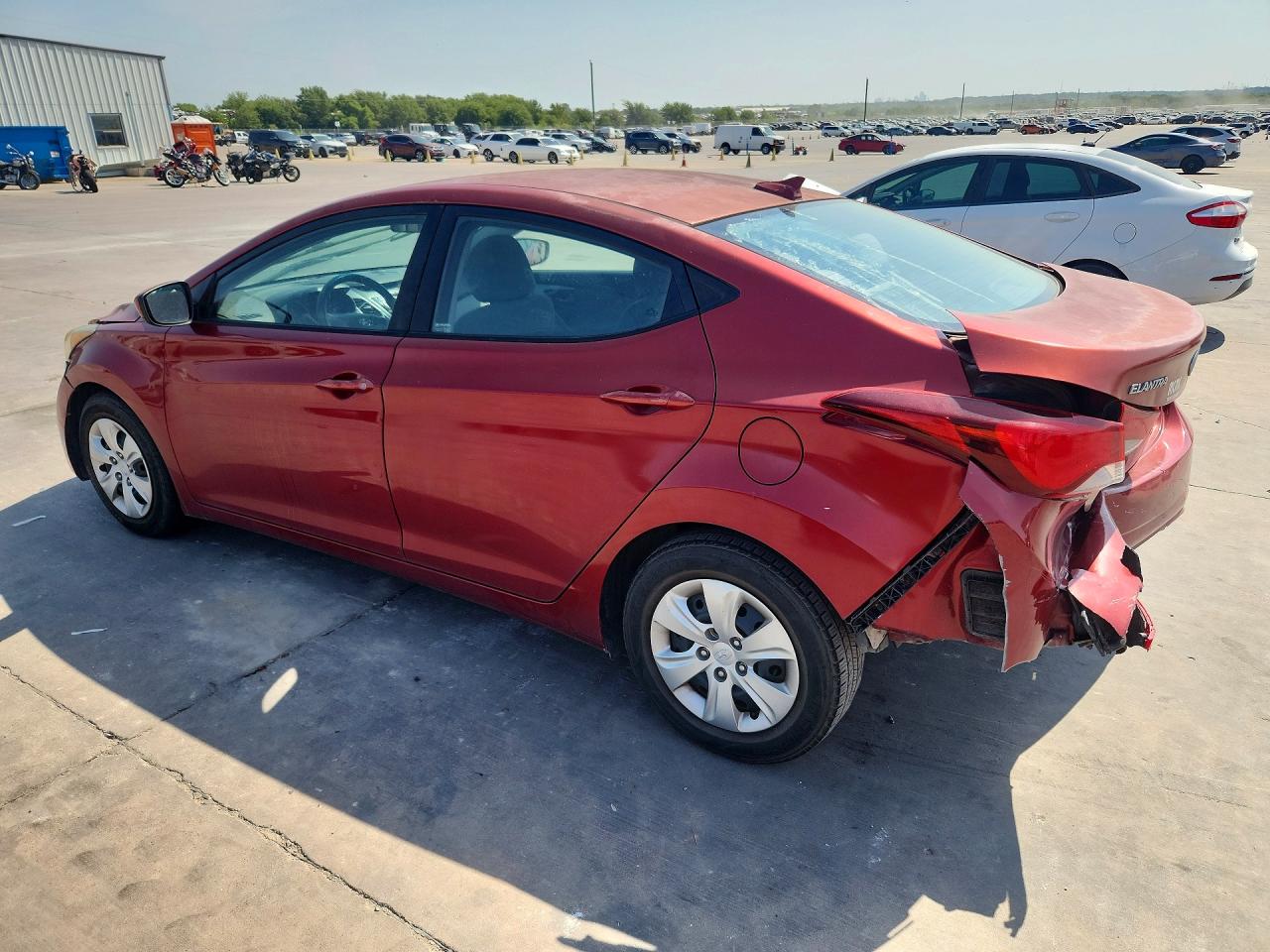 2016 HYUNDAI ELANTRA SE — снимка 2