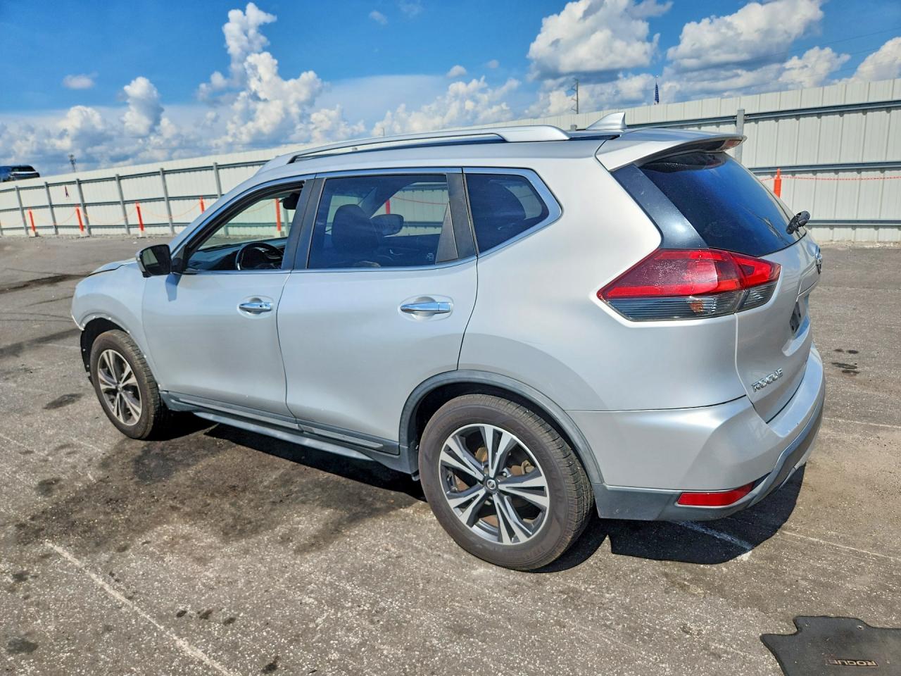 2018 NISSAN ROGUE SL — снимка 2