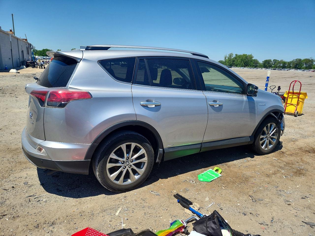2017 TOYOTA RAV4 HV LIMITED — снимка 3