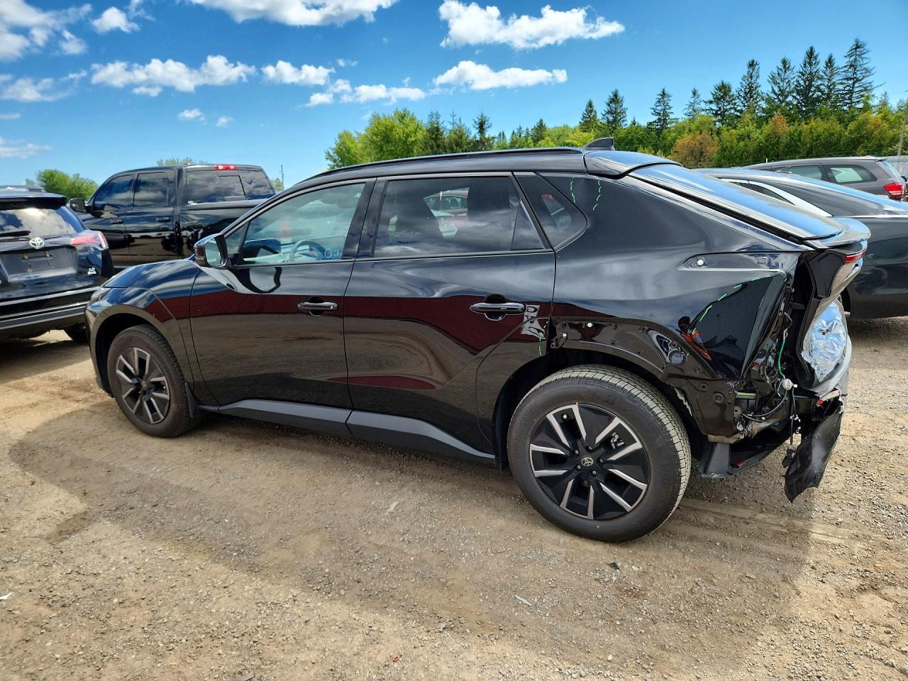 2026 TOYOTA BZ XLE — снимка 2