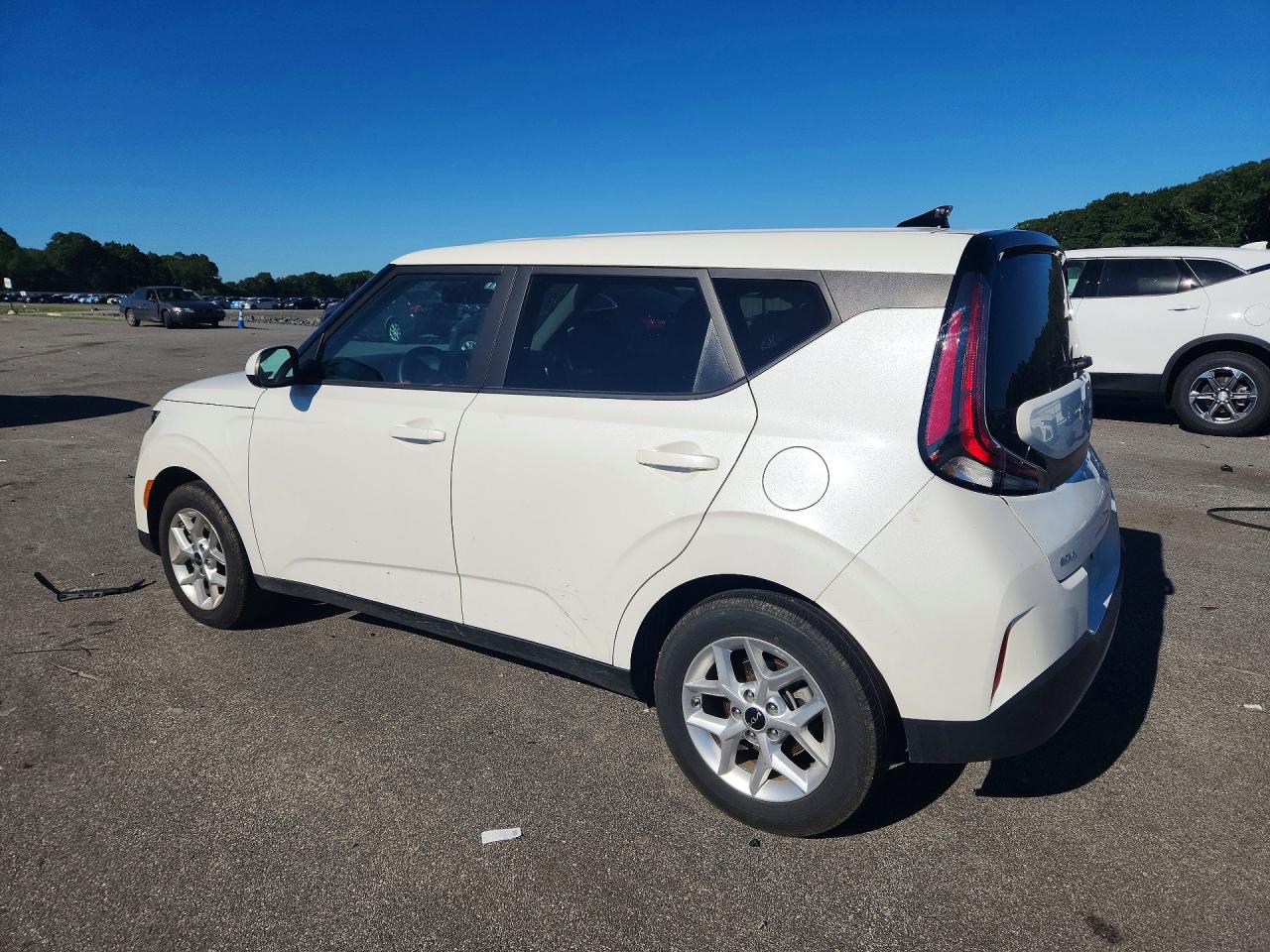 2025 KIA SOUL LX — снимка 2