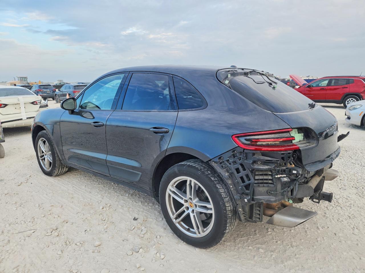 2017 PORSCHE MACAN — снимка 2