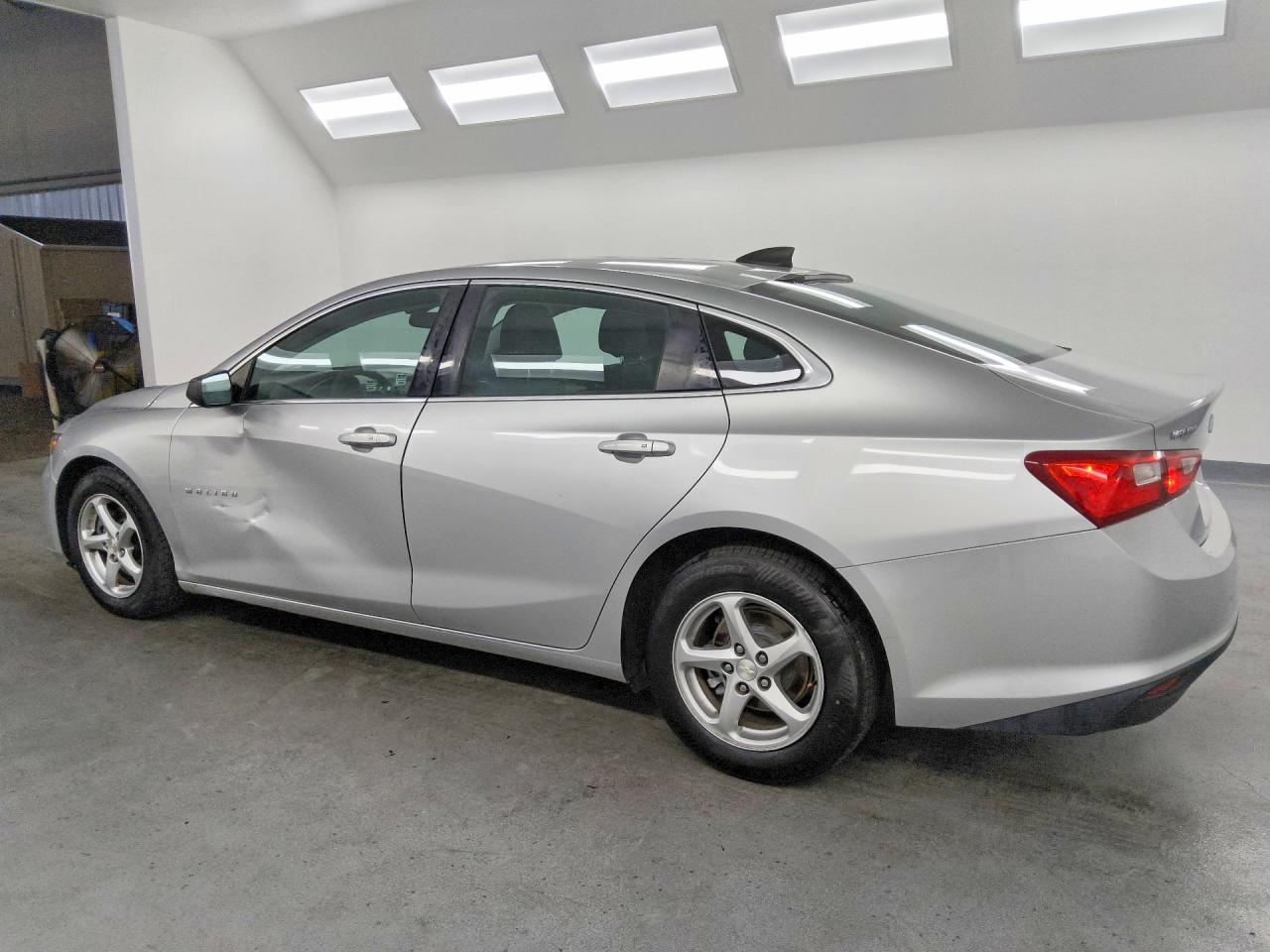 2018 CHEVROLET MALIBU LS — снимка 2