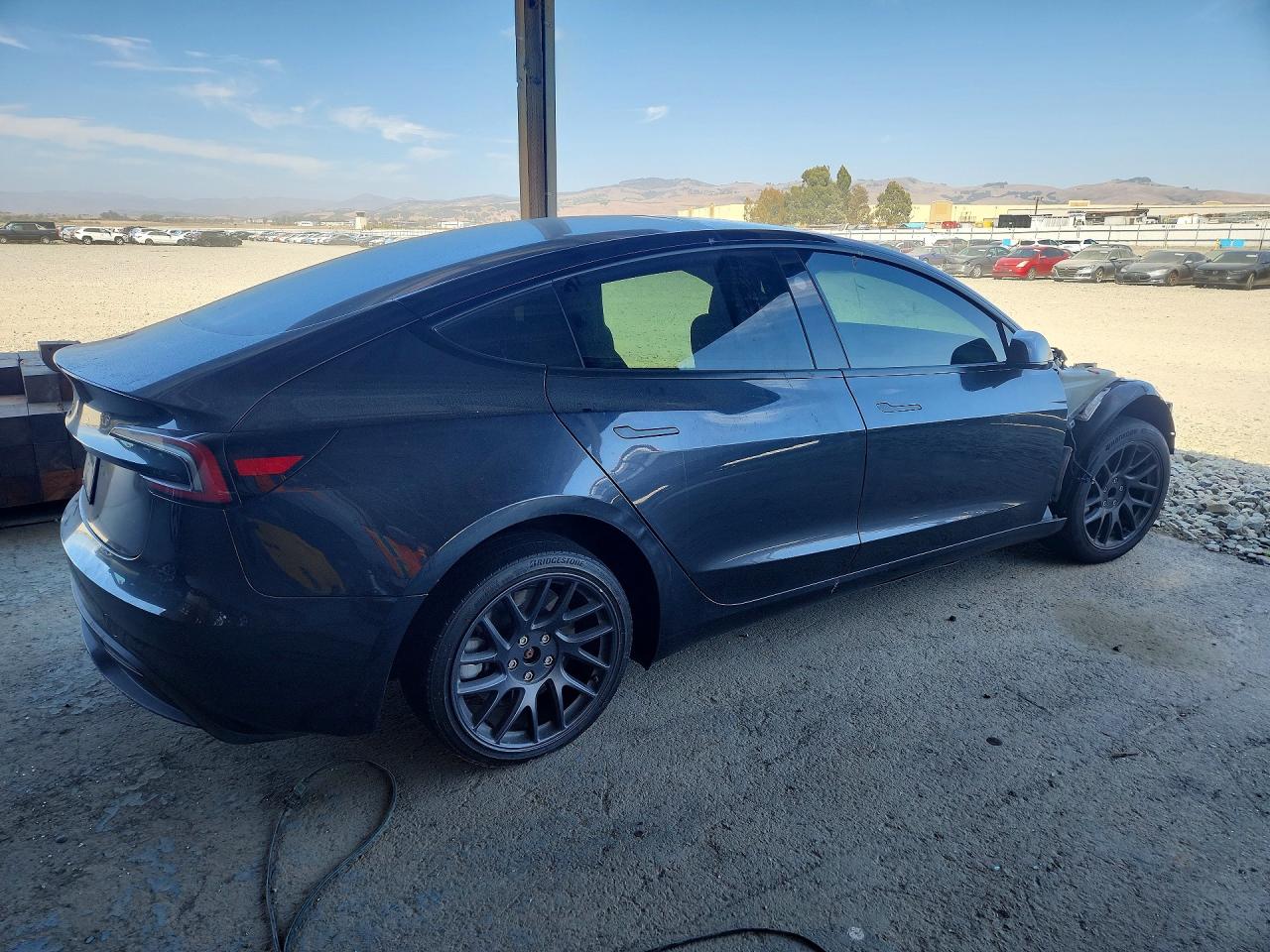 2025 TESLA MODEL 3 — снимка 3