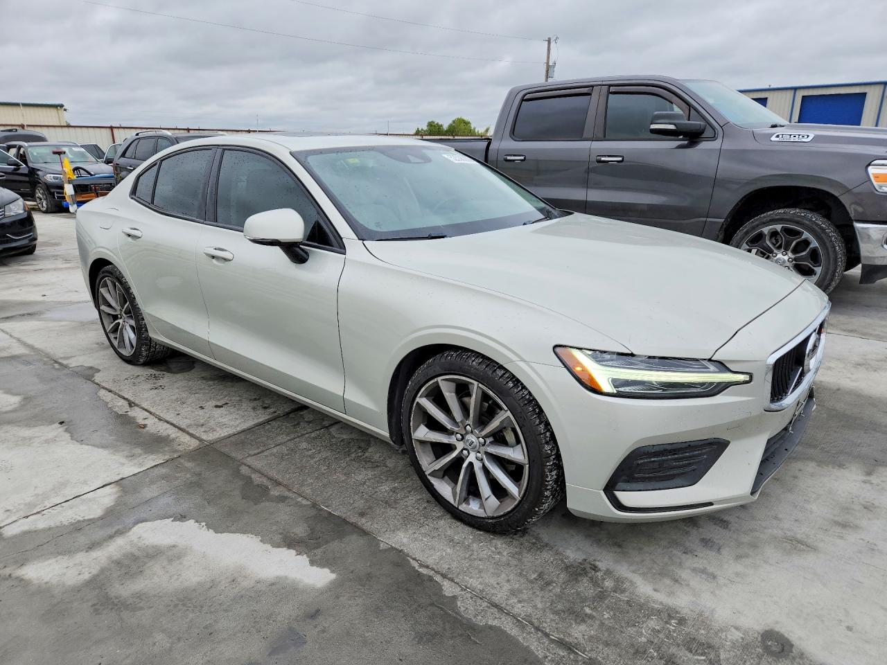 2020 VOLVO S60 T5 MOMENTUM — снимка 4