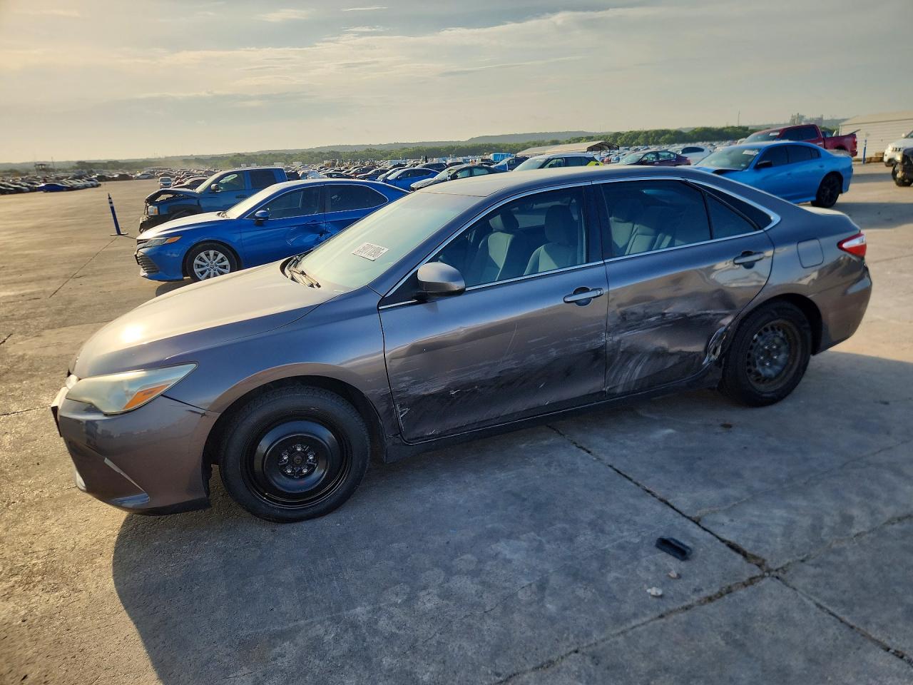 2017 TOYOTA CAMRY LE