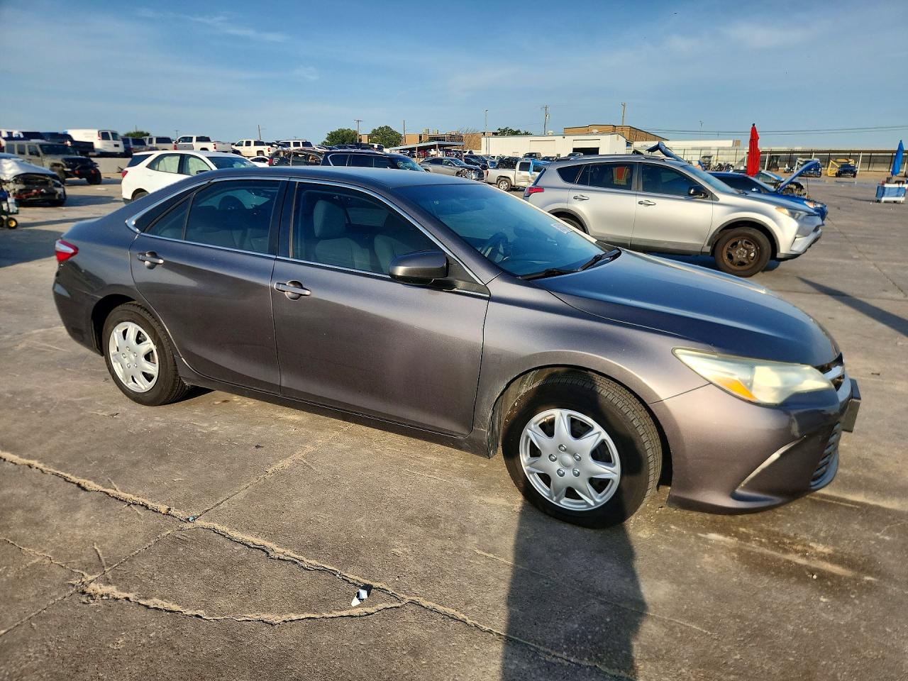 2017 TOYOTA CAMRY LE — снимка 4