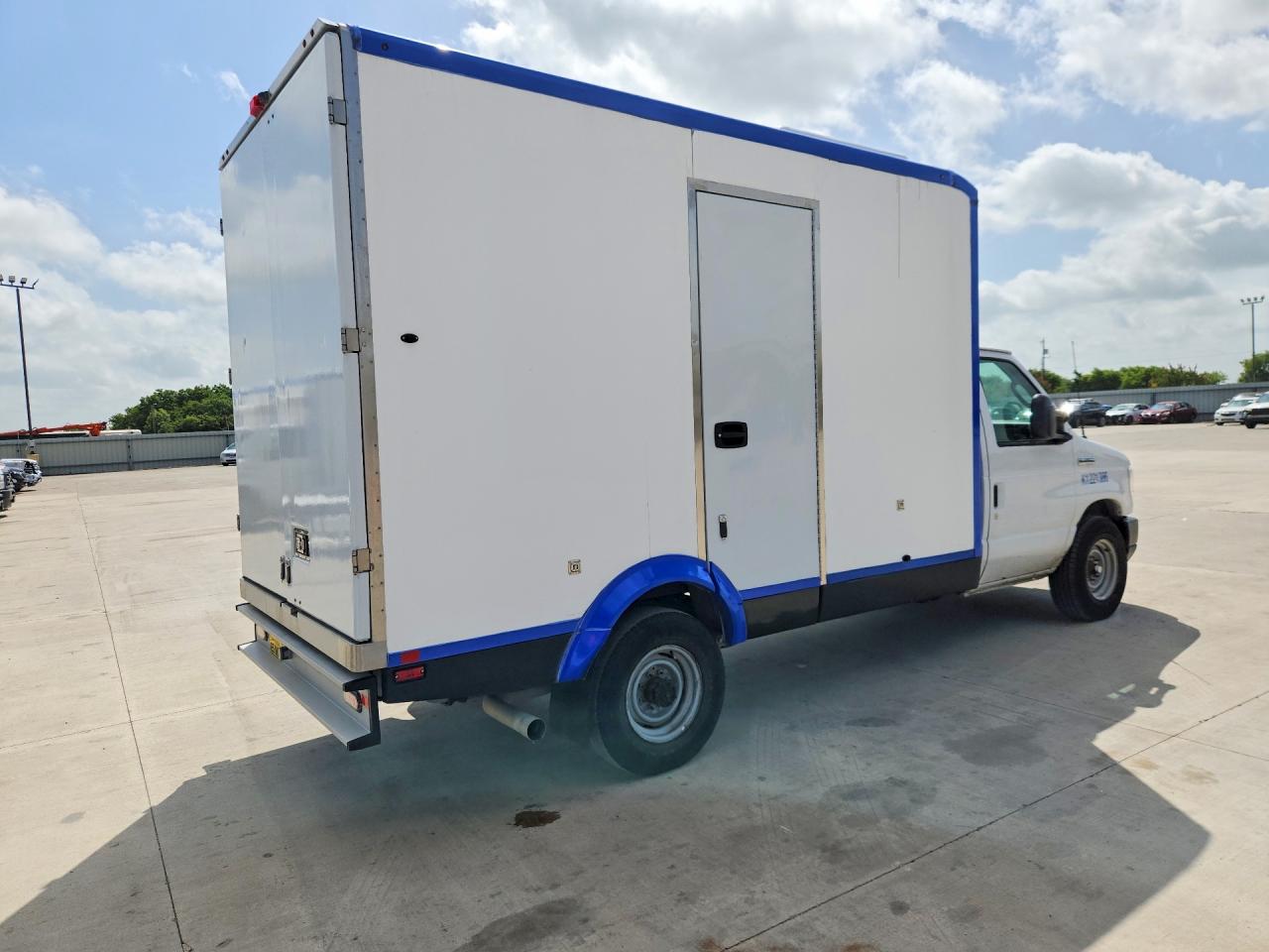 2023 FORD E350 — снимка 3
