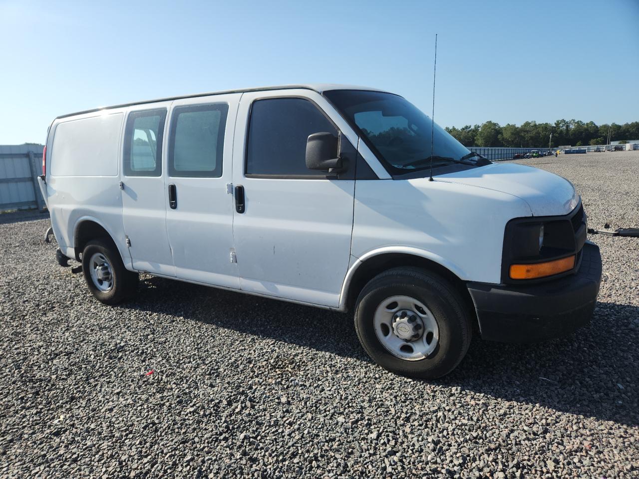 2016 CHEVROLET EXPRESS 2500 — снимка 4