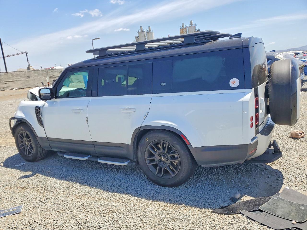 2023 LAND ROVER DEFENDER 130 SE — снимка 2