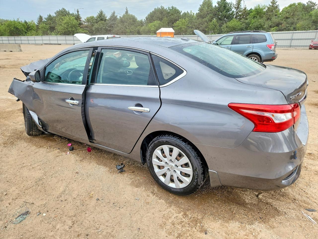 2017 NISSAN SENTRA SV — снимка 2