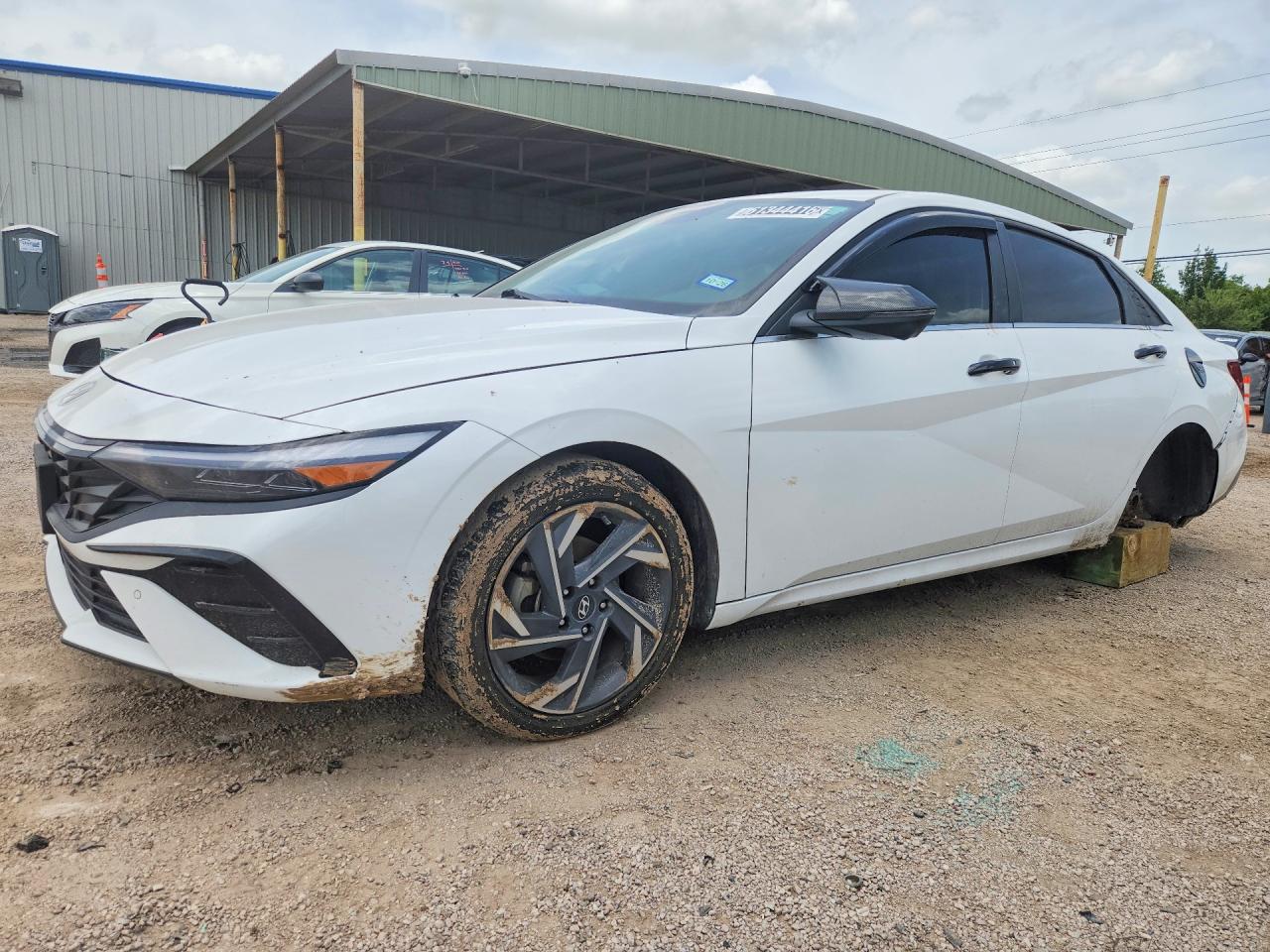 2024 HYUNDAI ELANTRA LIMITED