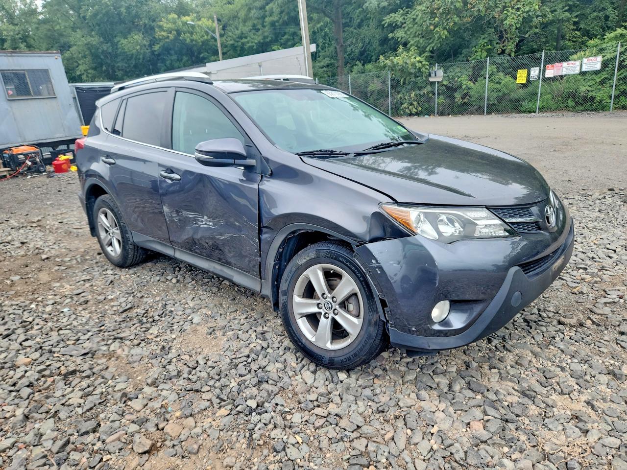 2015 TOYOTA RAV4 XLE — снимка 4