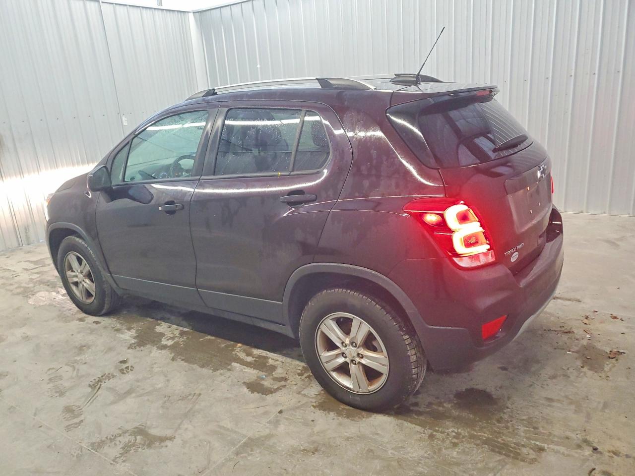 2021 CHEVROLET TRAX 1LT — снимка 2