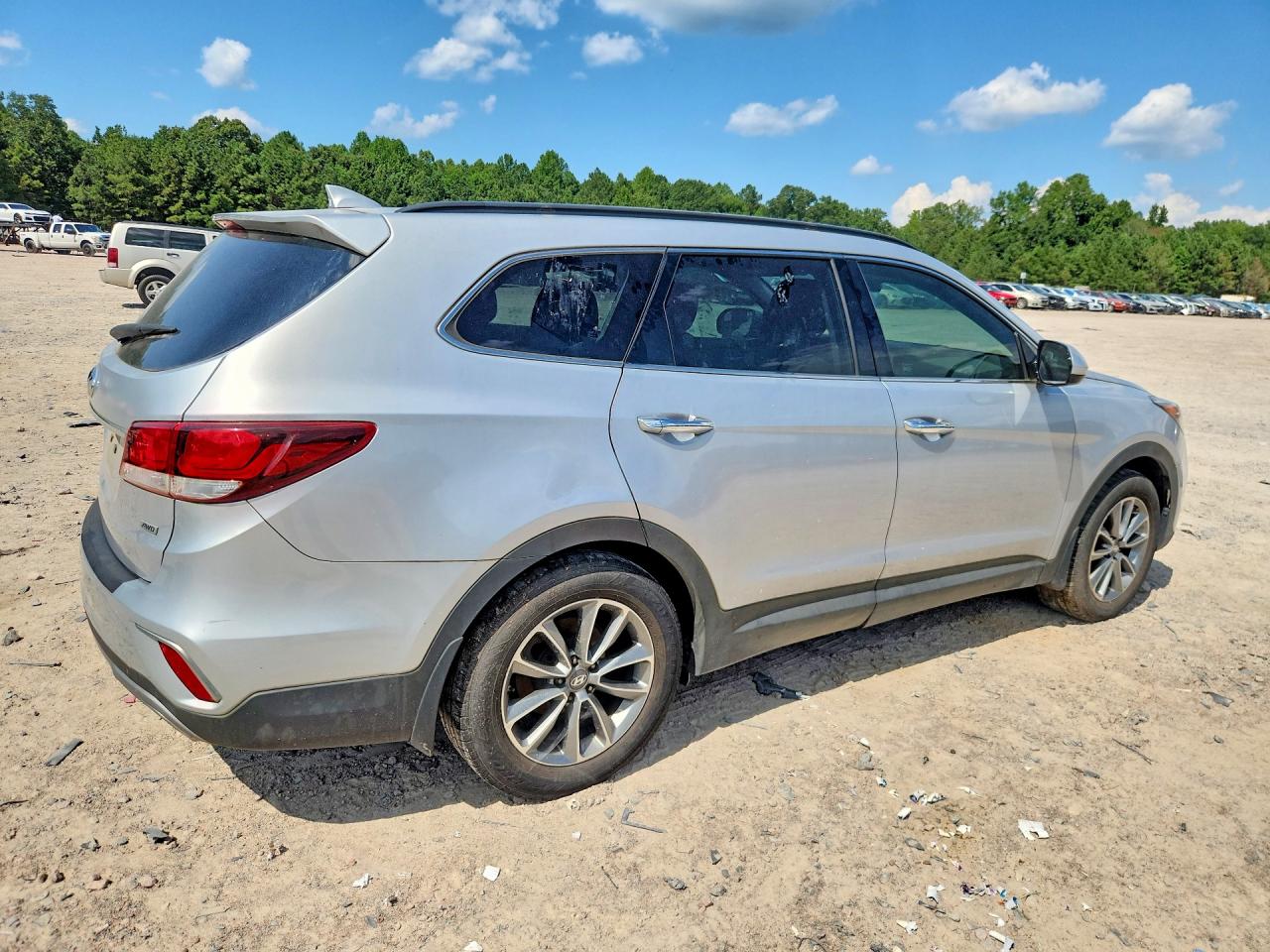 2017 HYUNDAI SANTA FE SE — снимка 3