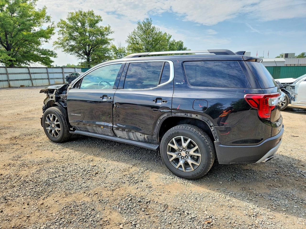 2023 GMC ACADIA SLT — снимка 2