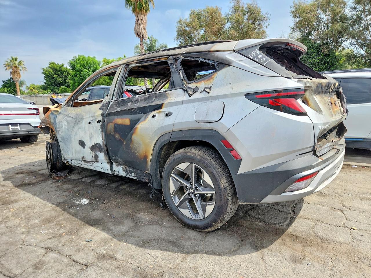 2026 HYUNDAI TUCSON SEL — photo 2